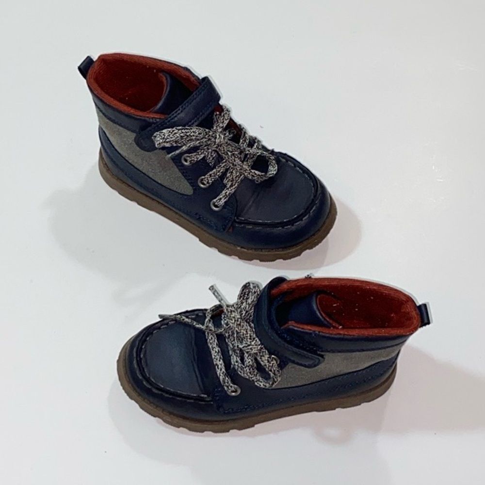 Carter’s Kids Navy and Gray Boots Size 11 US